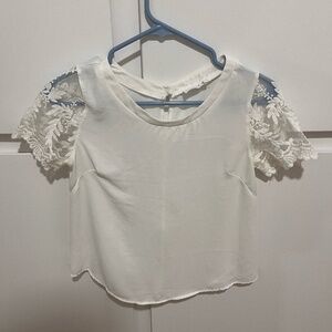 Lush Embroidered Sleeve Ivory Short-Sleeve Top - Size Small